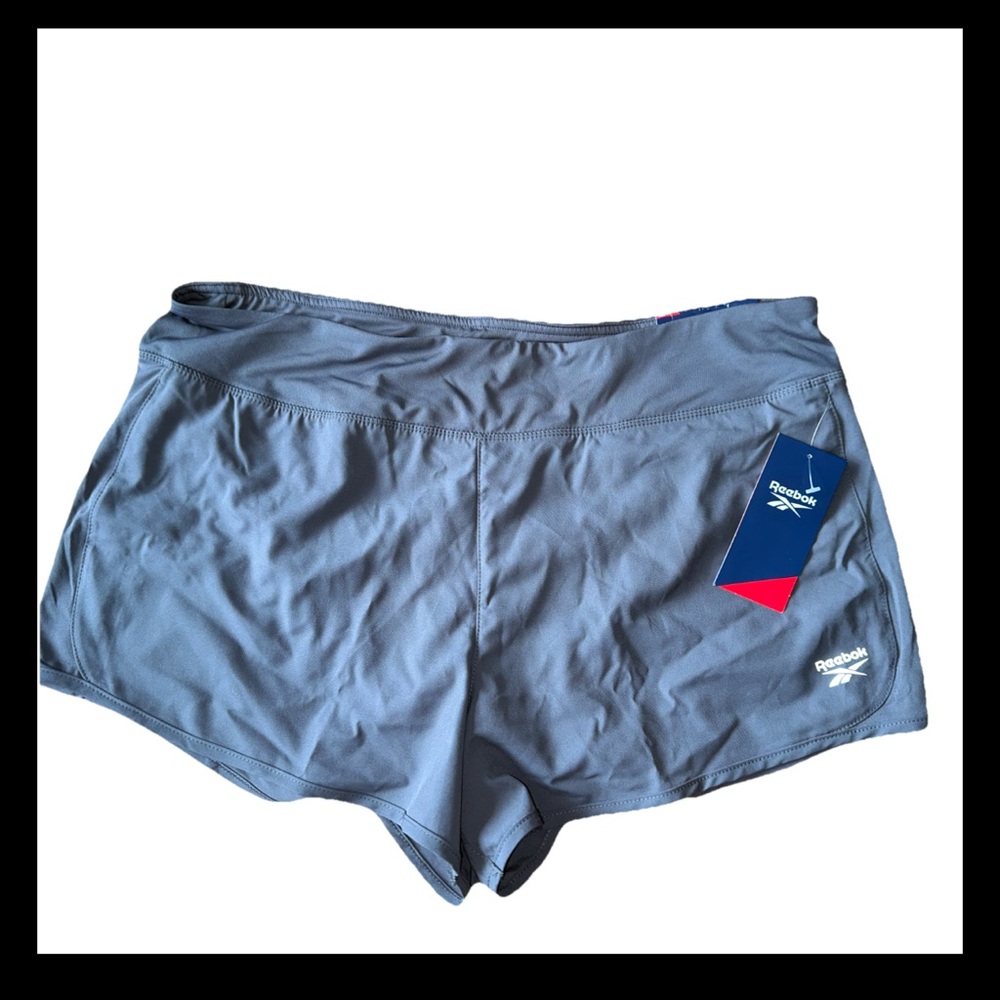 NWT REEBOK Women's Slim Short Bravo Vector Grey Lined Shorts Size XL